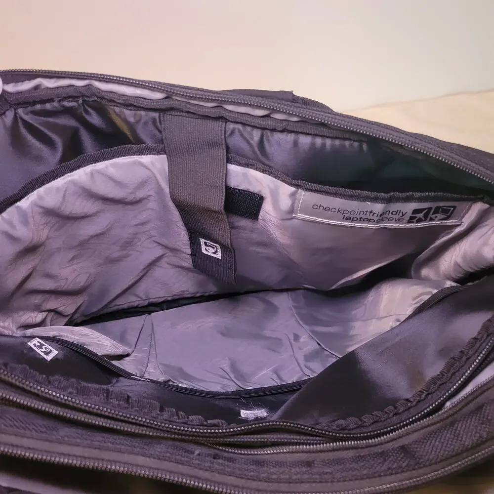 OGIO messenger laptop